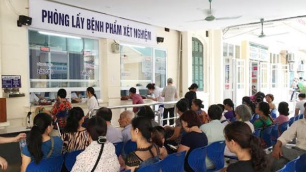 Người bệnh liên hệ đặt lịch khám bệnh lậu trước qua điện thoại hoặc online để được khám nhanh, không phải chờ lâu. Người bệnh liên hệ đặt lịch khám bệnh lậu trước qua điện thoại hoặc online để được khám nhanh, không phải chờ lâu.